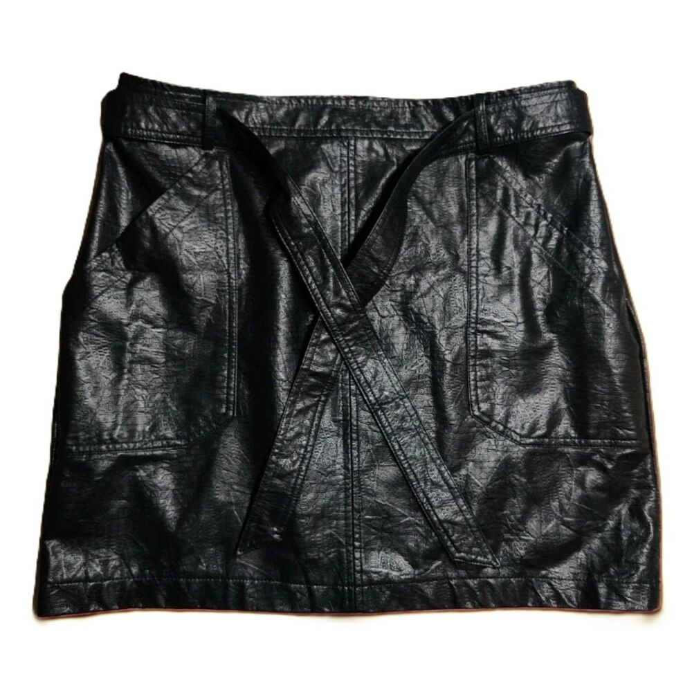 Shinestar Black Faux Leather Skirt XL Textured Belted Mini Skirt Juniors
